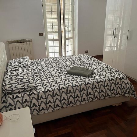 “ La Casa di Vic” bilocale vicino Staz.Ferrov. Appartamento Monterotondo  Esterno foto